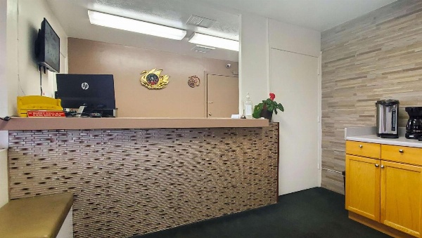Magnuson Hotel Sierra Vista image 4